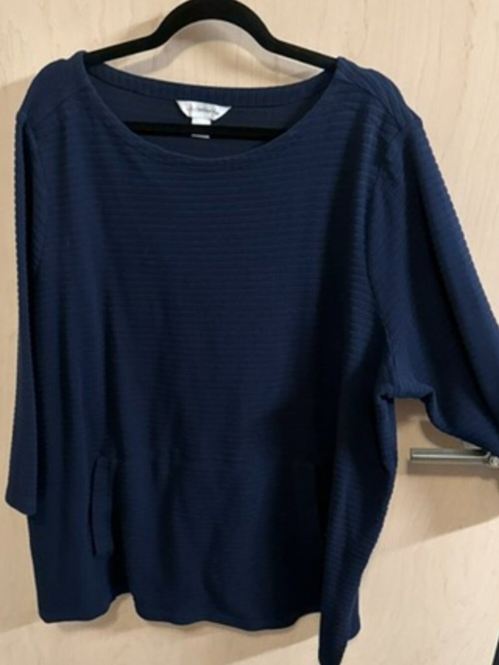 Liz Claiborne Navy top